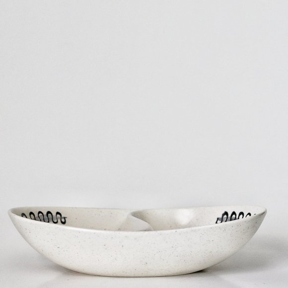 AZTEC DIVIDED SERVING BOWL BY METLOX POPPYTRAIL - Picture 3 of 5